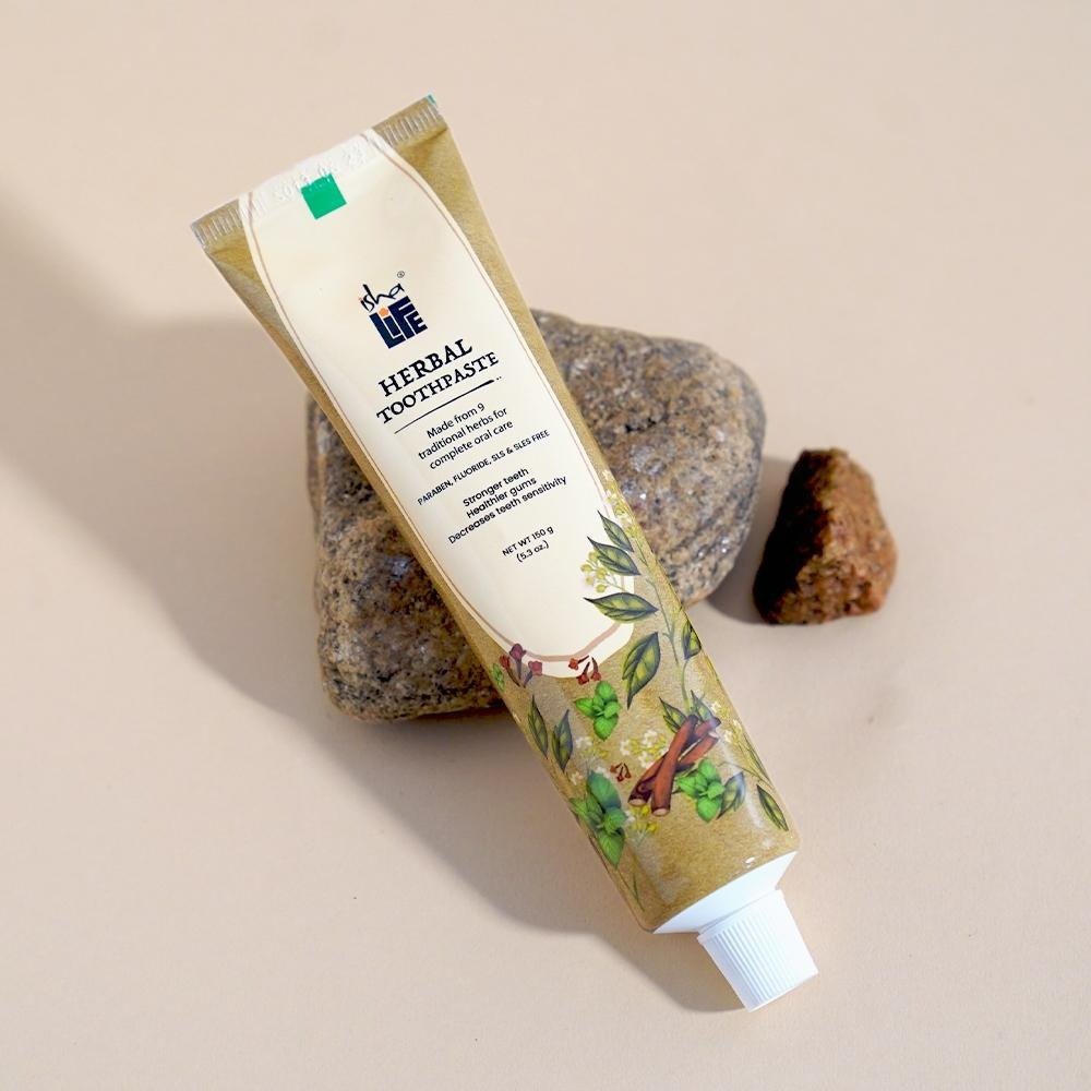 Isha Life Herbal Toothpaste - Distacart