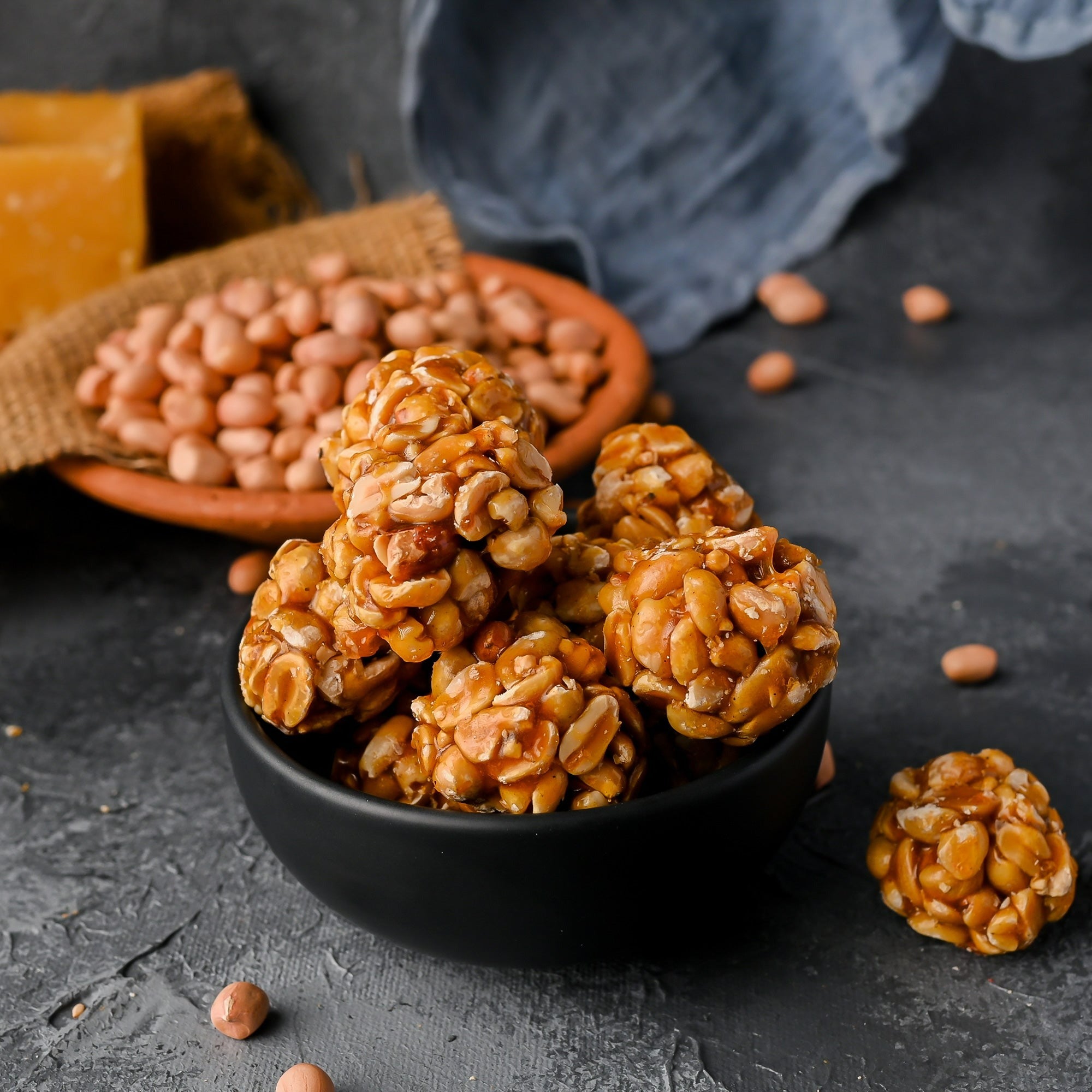 Vellanki Foods - Groundnut Laddu / Chikki Vundalu - Distacart