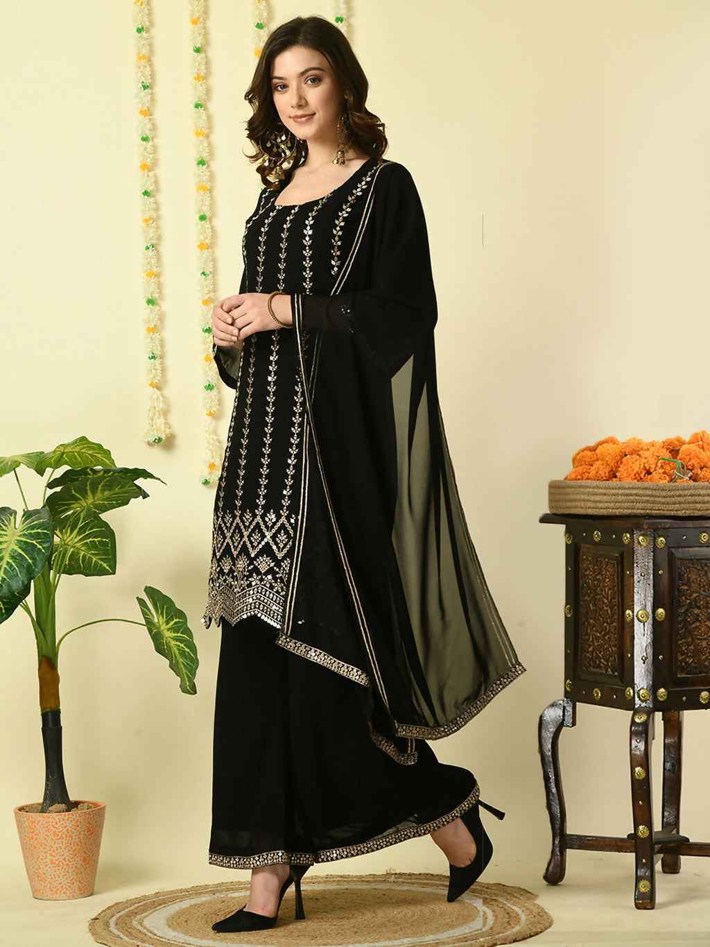Myshka Women's Black Georgette Kurta & Palazzos With Dupatta Party Sets