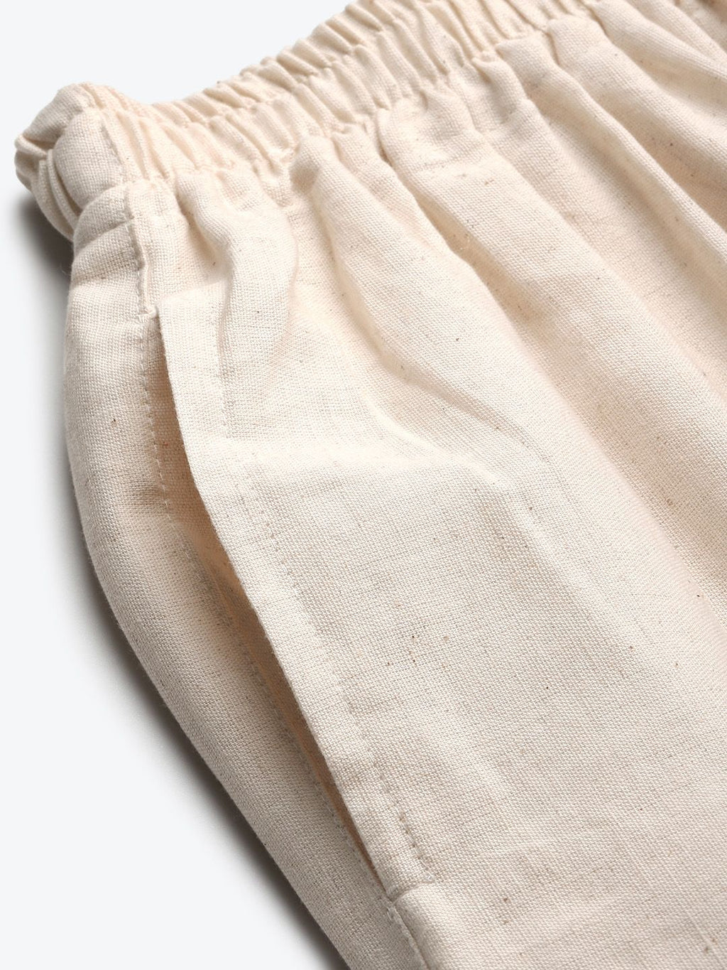TAG 7 Women Off-White Solid Hem Design Straight Palazzos