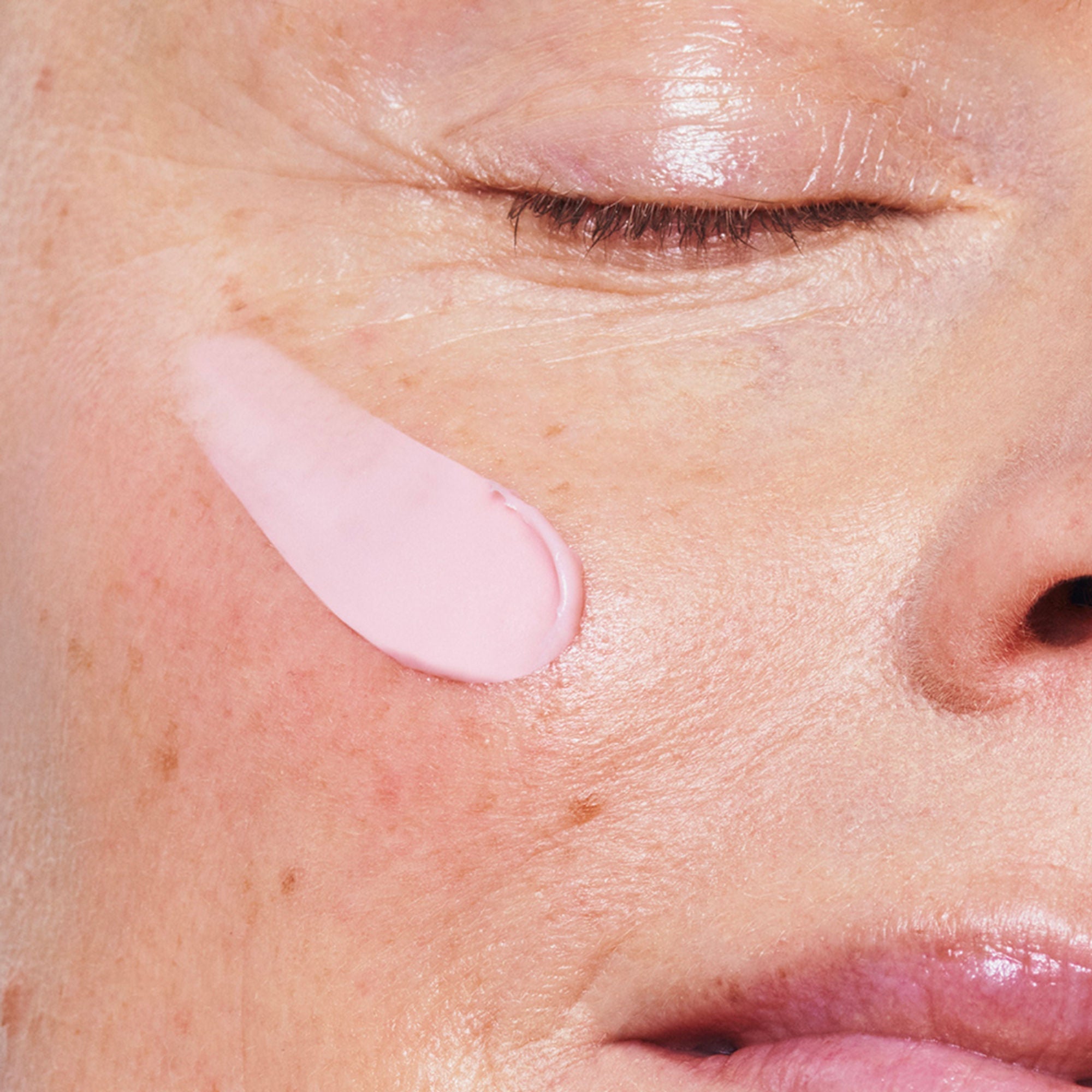 Clarins Super Restorative Rose Radiance Cream - Distacart