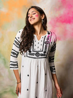 HOUSE OF KARI Notched Neck Floral Embroidered Chikankari Cotton Kurta