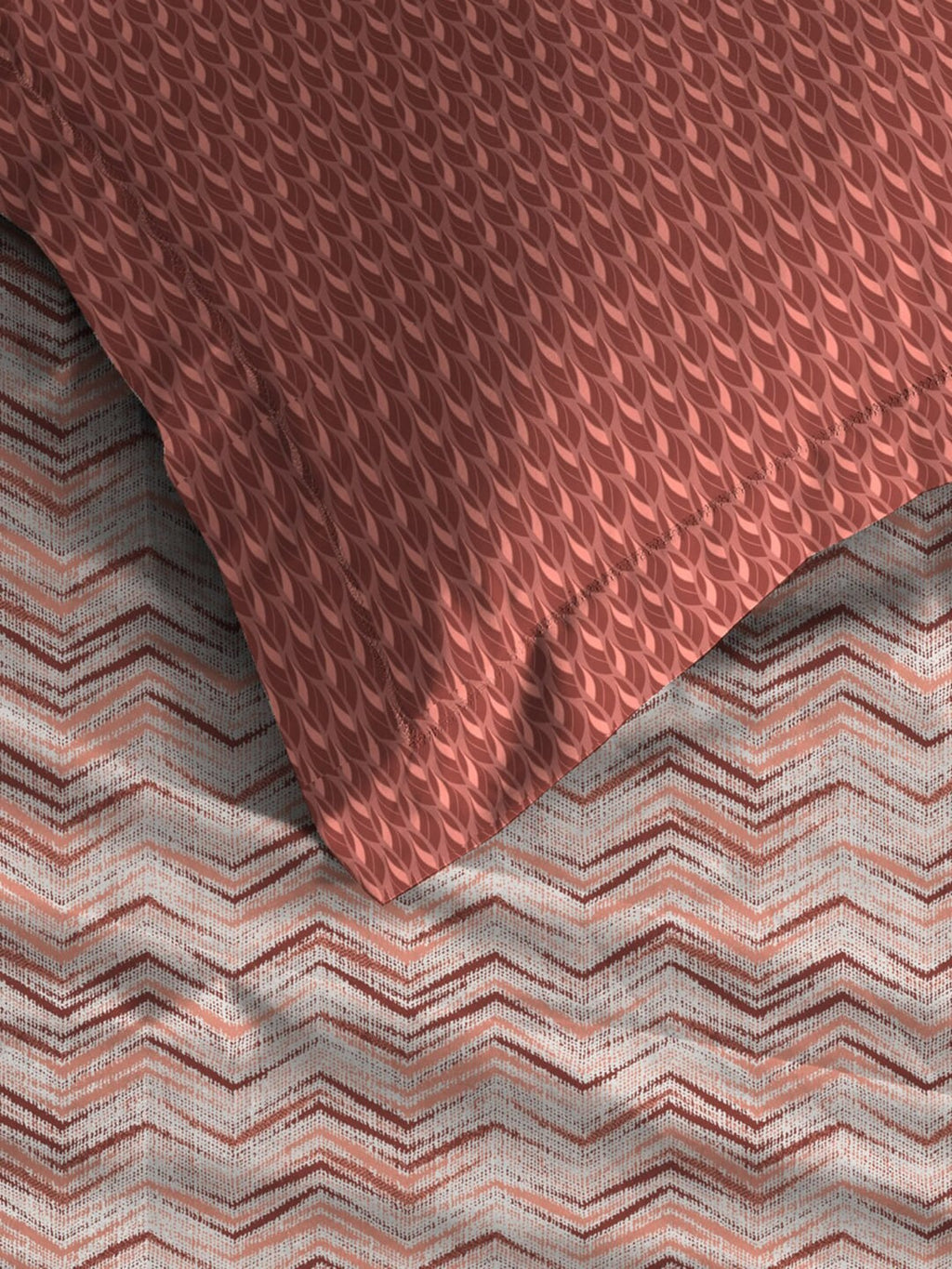 MYTRIDENT Peach Maroon Geometric Pure Cotton 144 TC Queen Bedsheet Pillow Covers