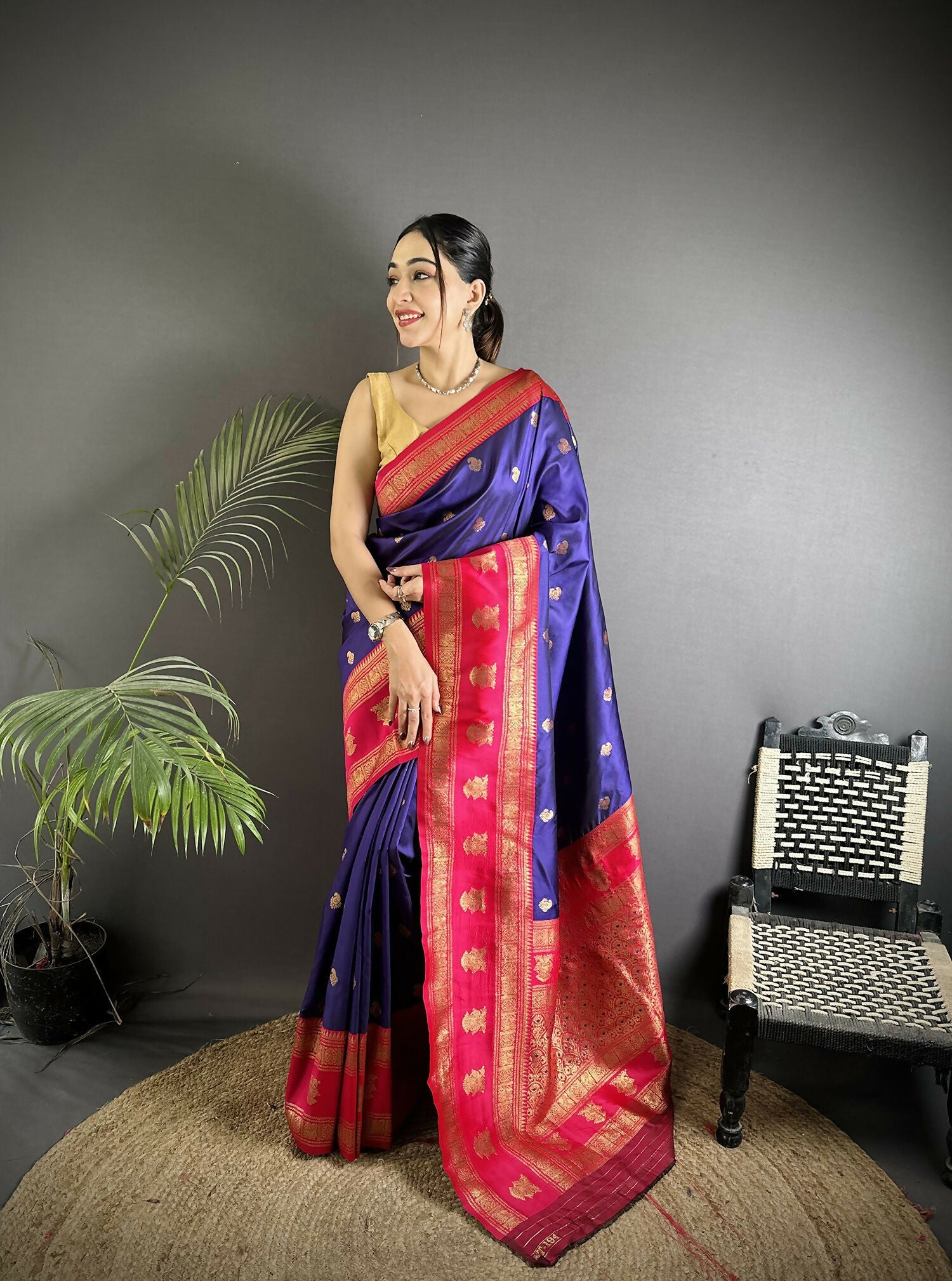 Joban Fashion Navy Blue Banarasi Soft Silk Woven Butti Saree - Distacart
