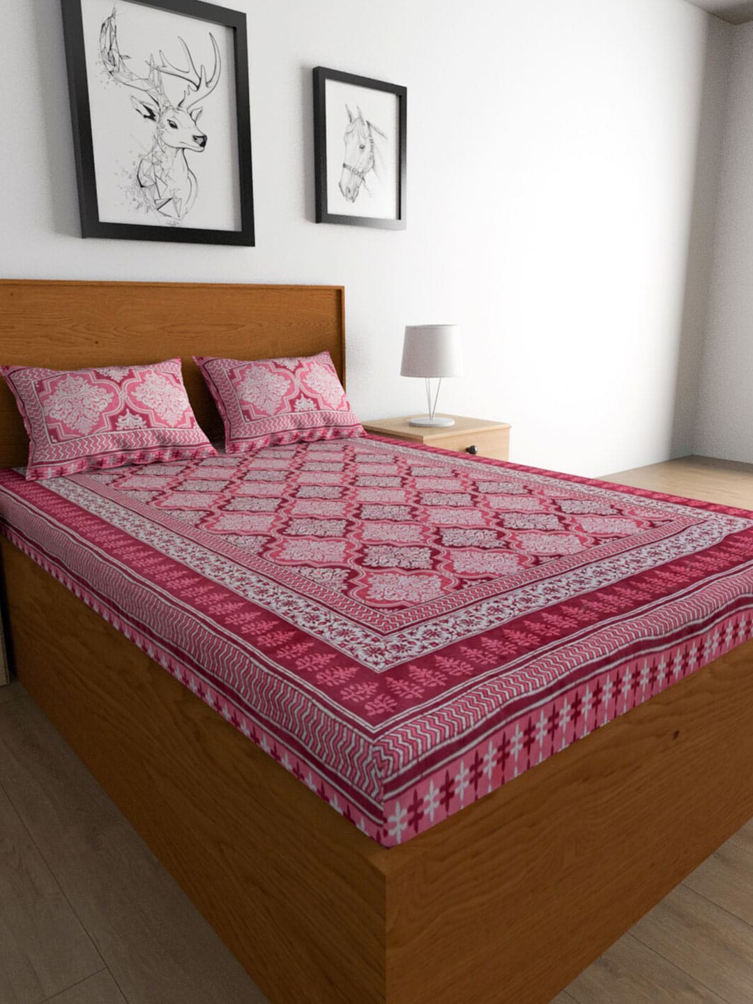 Urban Magic Pink Printed Cotton 104 TC King Bedsheet with 2 Pillow Covers