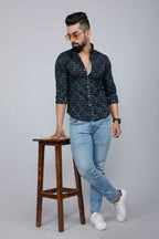 Miravan Men's Blue Floral Print Slim Fit Shirt with Patch Pocket