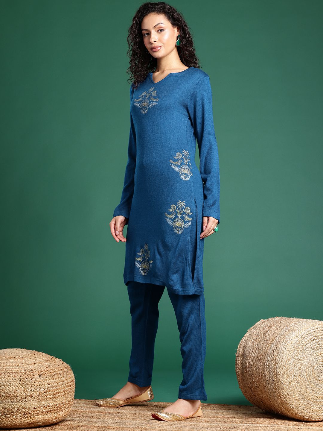 Sangria Ethnic Motifs Printed Regular Kurta With Trousers