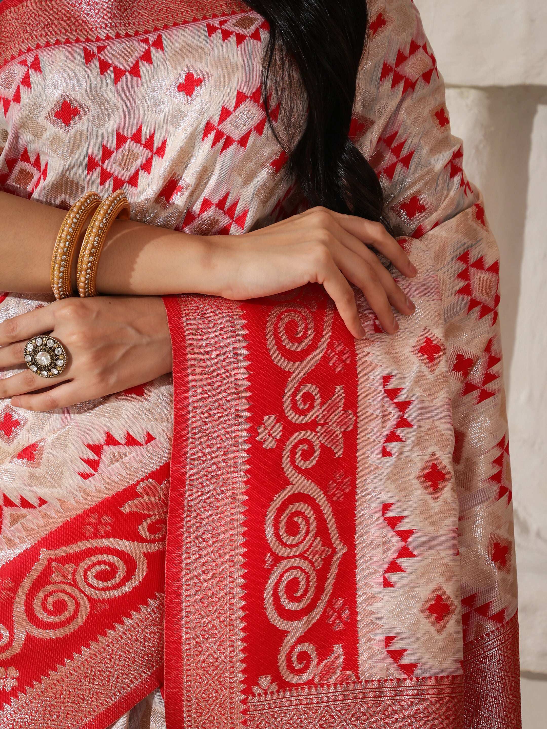 Shree Shyam Fashion Linen Cotton Red & White Saree - Distacart