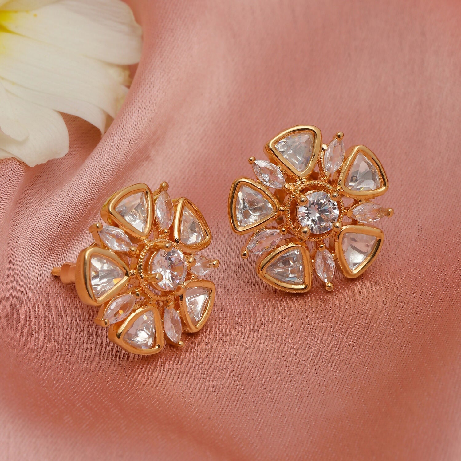 Round Kundan Studs (Gold) - Ruby Raang - Distacart