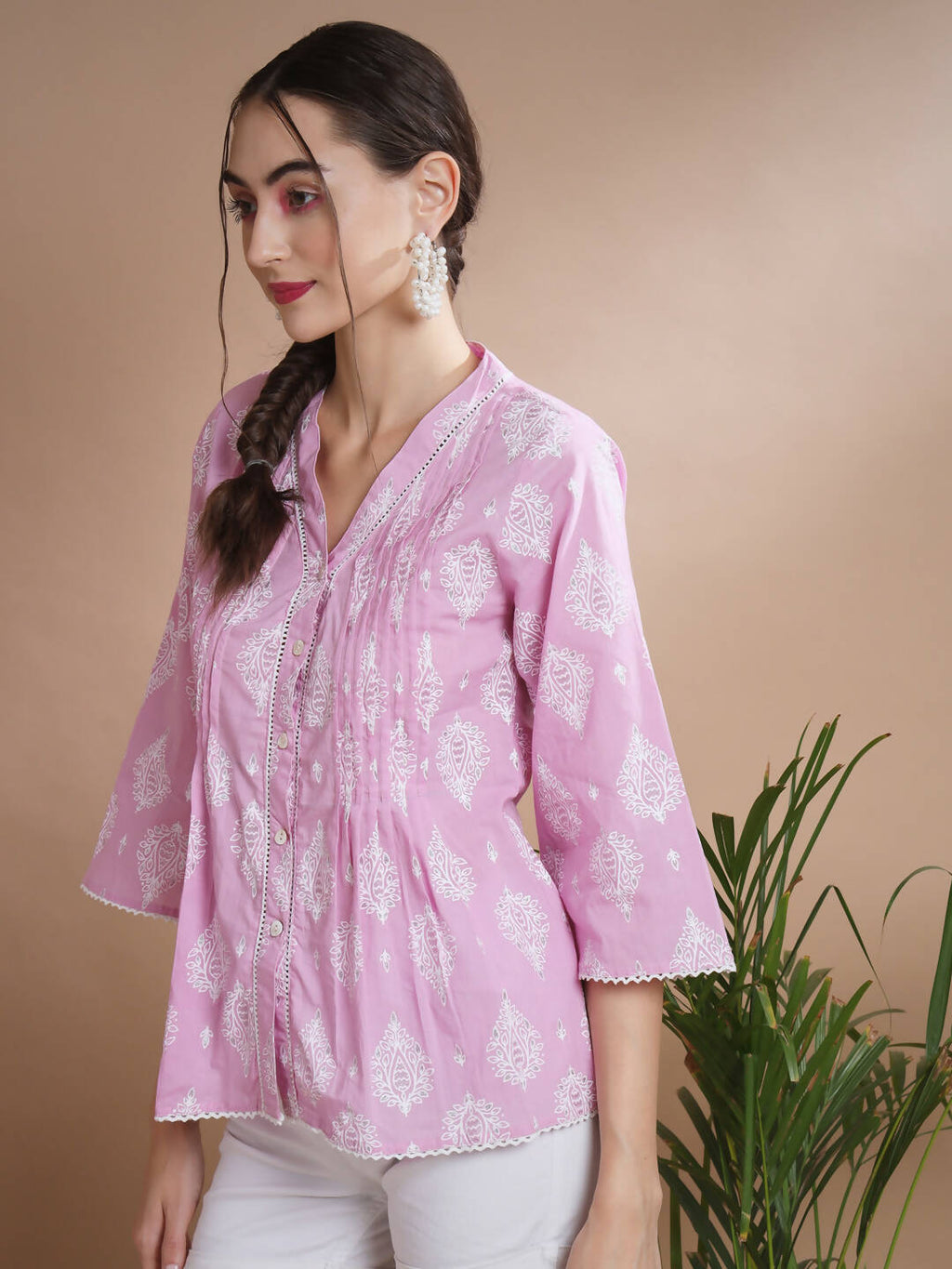 Myshka Women's Pink Printed V-Neck Top