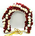 Maroon Gajra