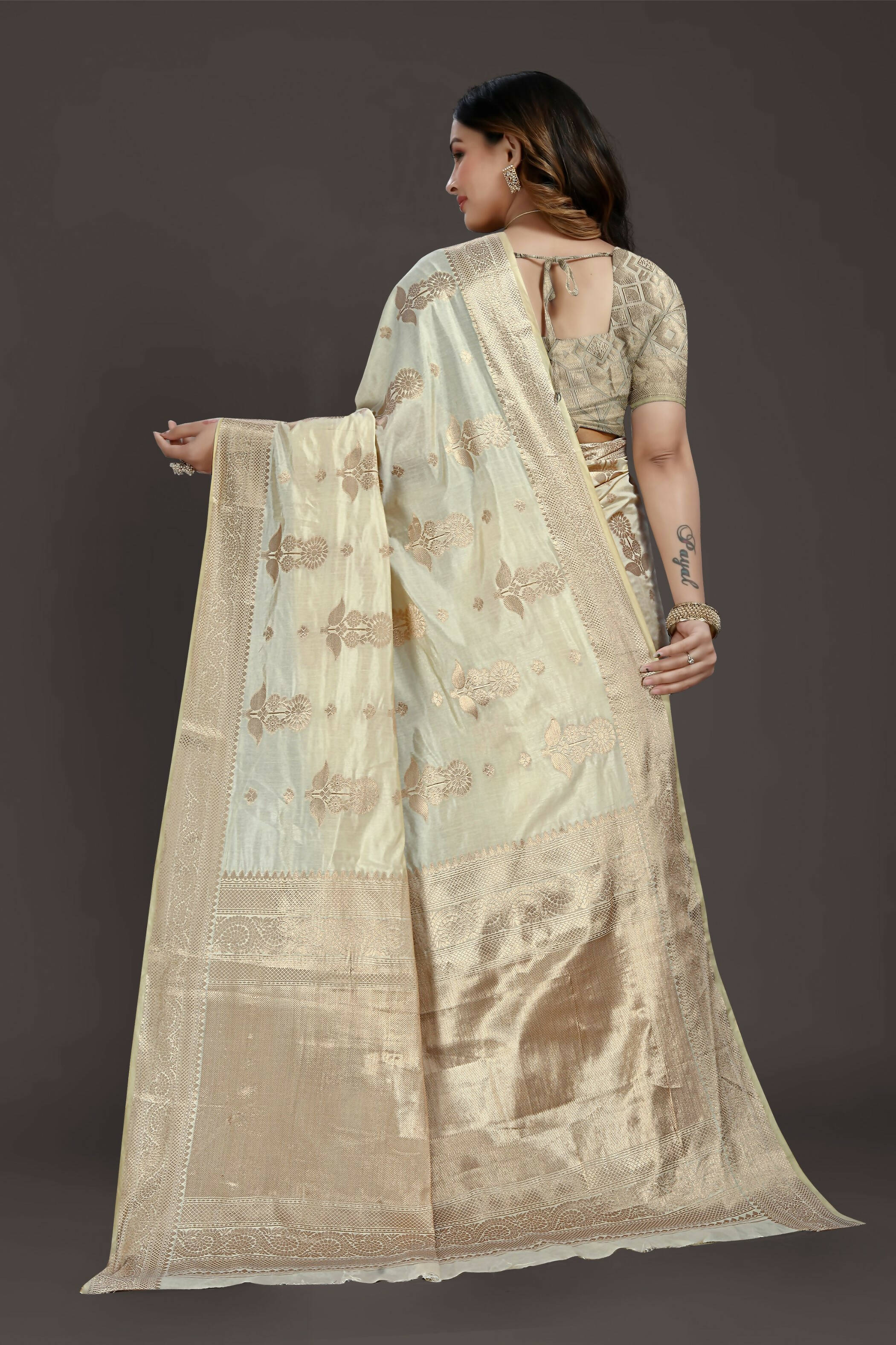 Off White Pure Raw Silk Zari Woven Saree with Unstitched Blouse Piece - Alisha