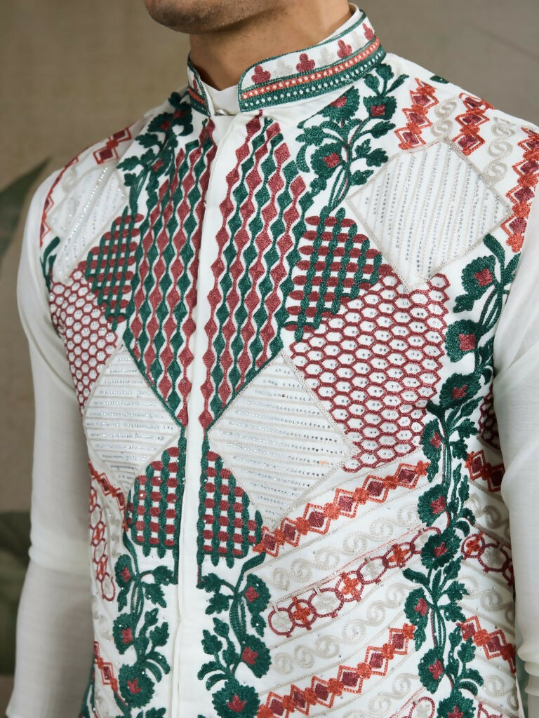 Vastranavya White Exclusive Festival Viscose Silk Thread & Swarovski Embroidered Work Mens Wear Kurta & Koti