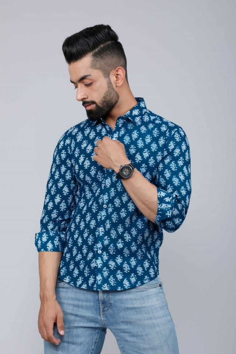 Miravan Men's Blue Printed Cotton Casual Shirt
