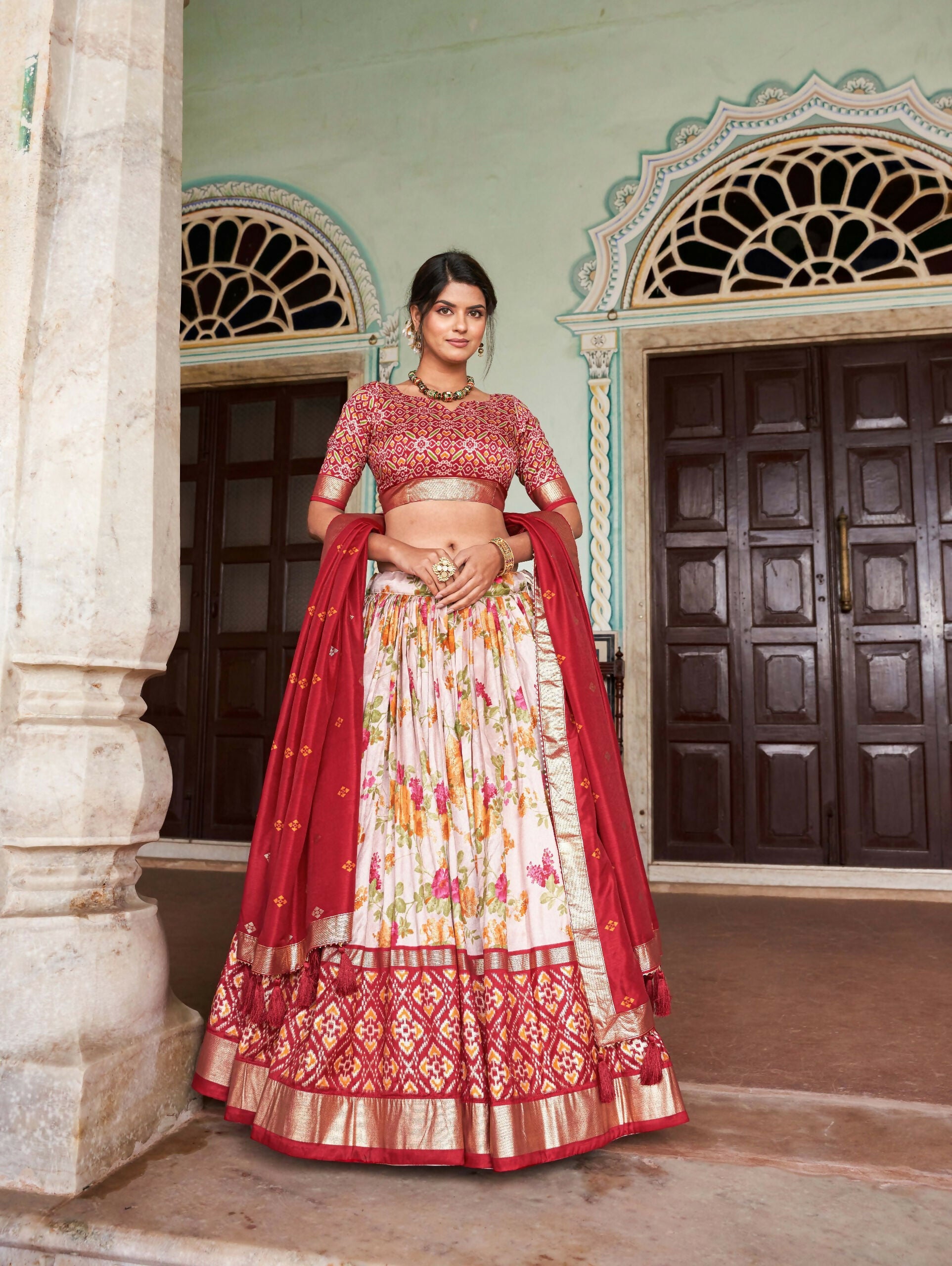 Vastranavya Exquisite Tussar Silk Lehenga Set With Perfect Floral And Patola Print Design Lehenga Choli - Red