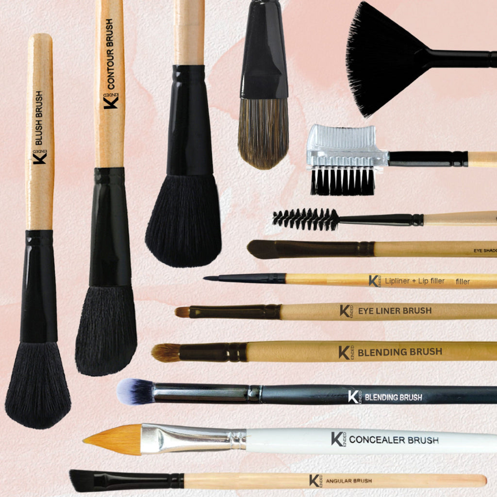 KINDED Professional Natural Wooden Handle Blush Makeup Brush
