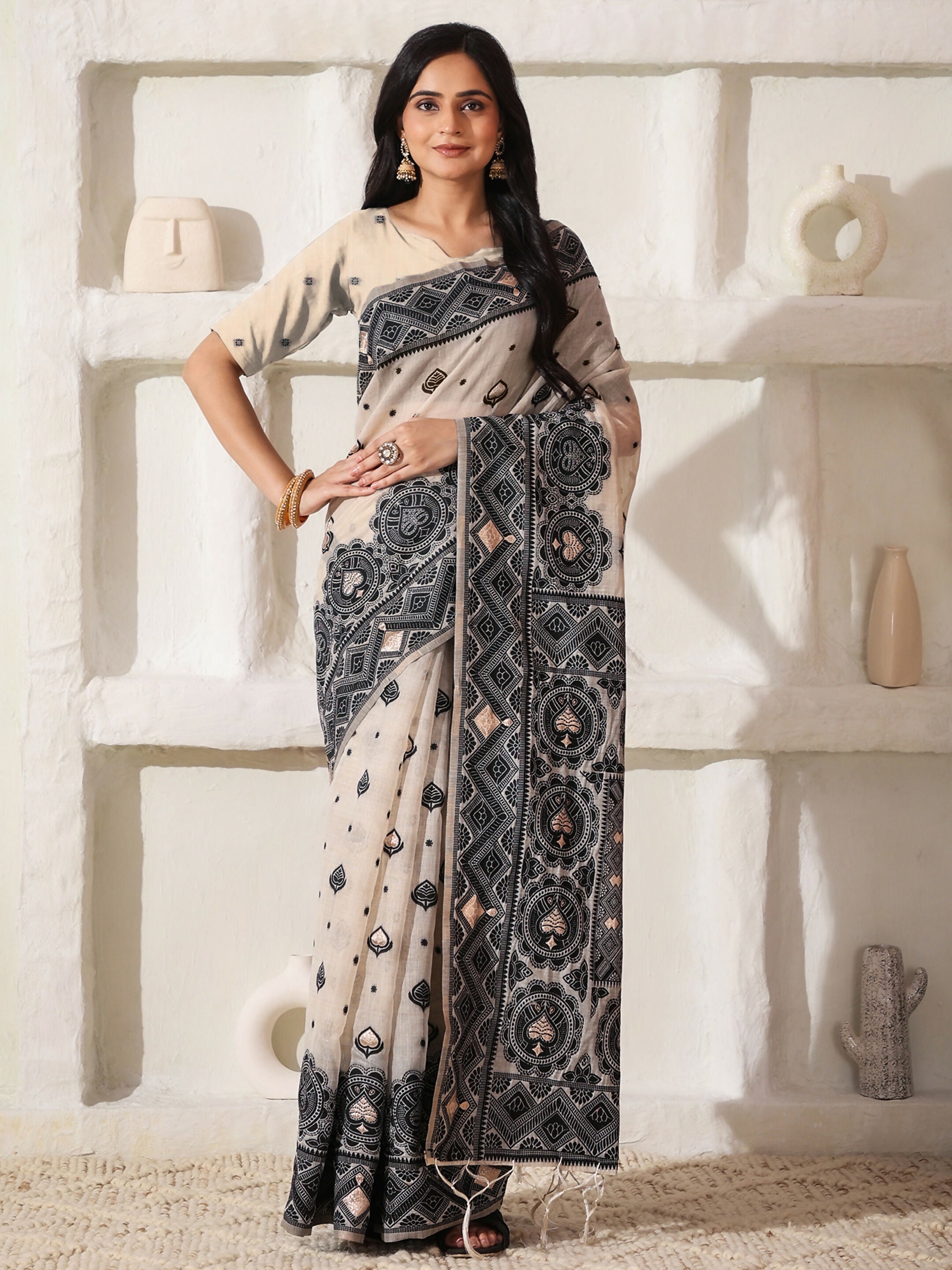 Shree Shyam Fashion Linen Cotton Black & Cream Saree - Distacart