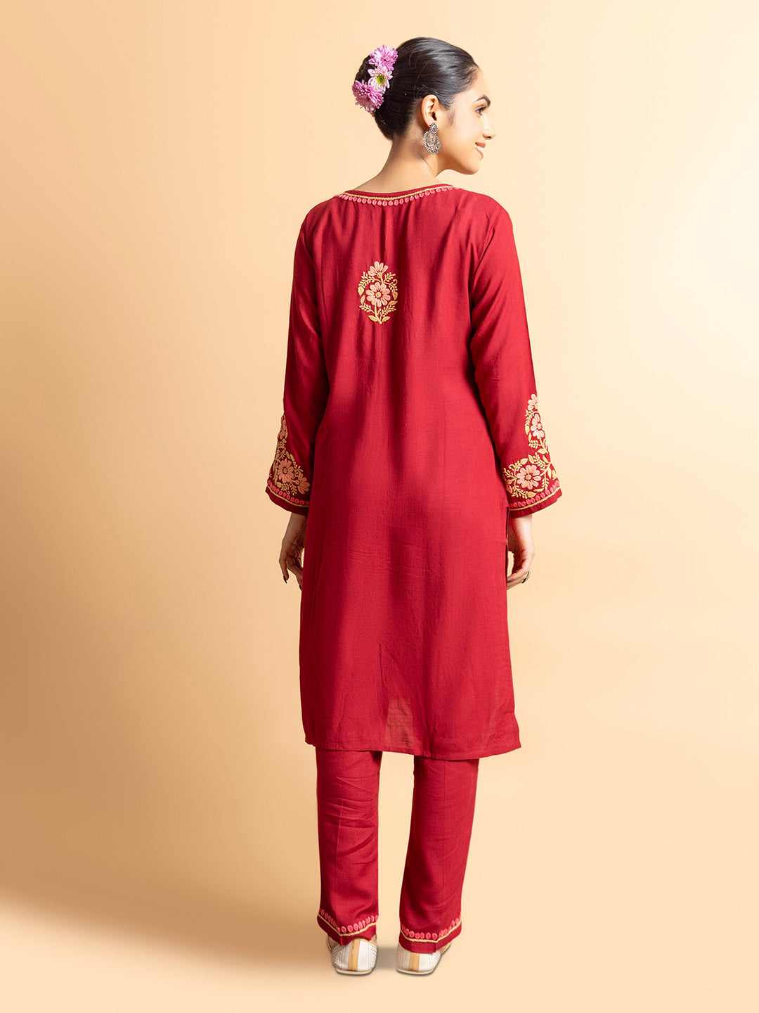 HOUSE OF KARI Floral Embroidered Chikankari Kurta With Palazzos