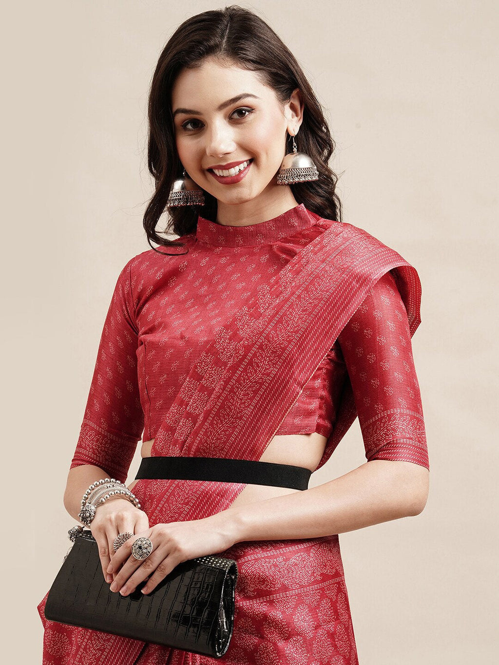 Saree Mall Red & Off White Floral Art Silk Sarees