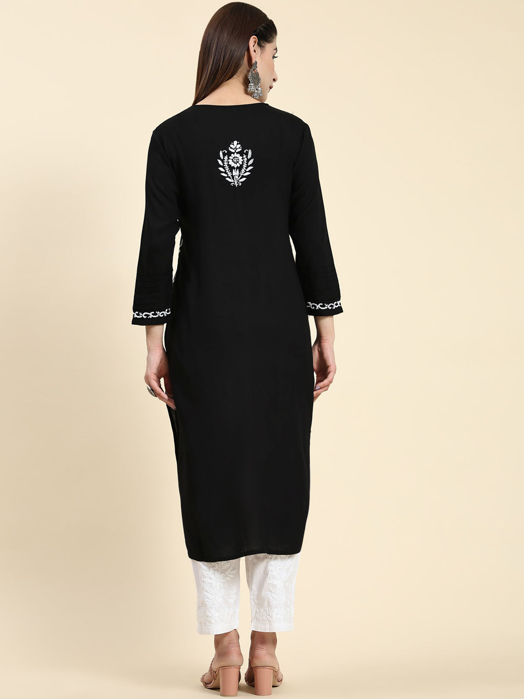 HOUSE OF KARI Ethnic Motifs Embroidered Chikankari Straight Kurta