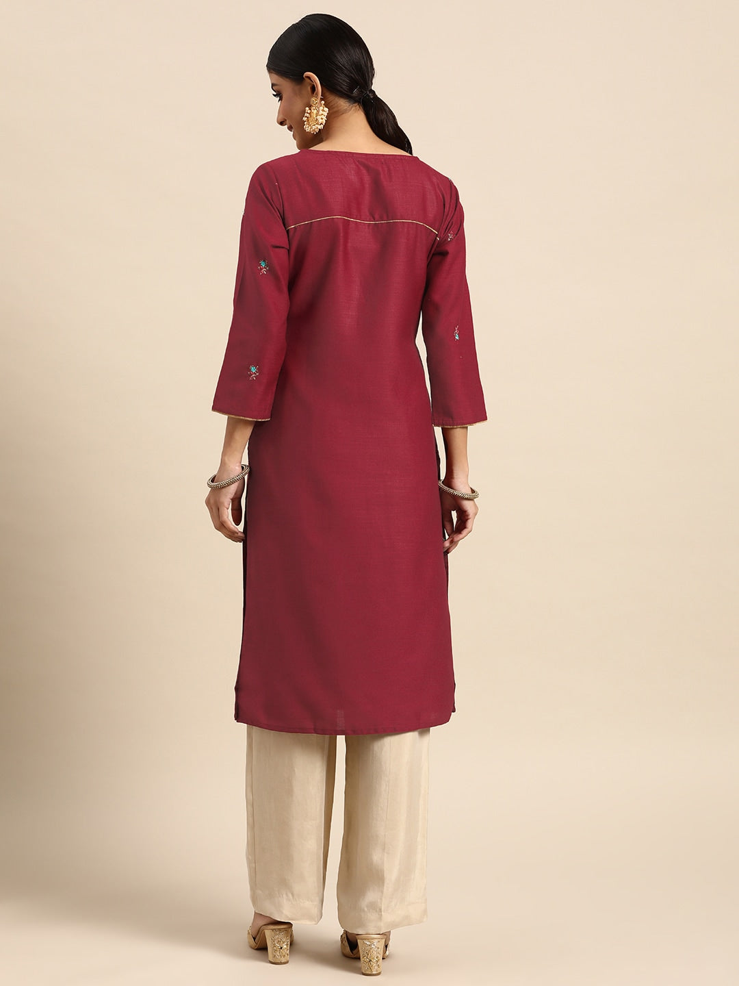 Sangria Women Red Yoke Design Sequined Kurta