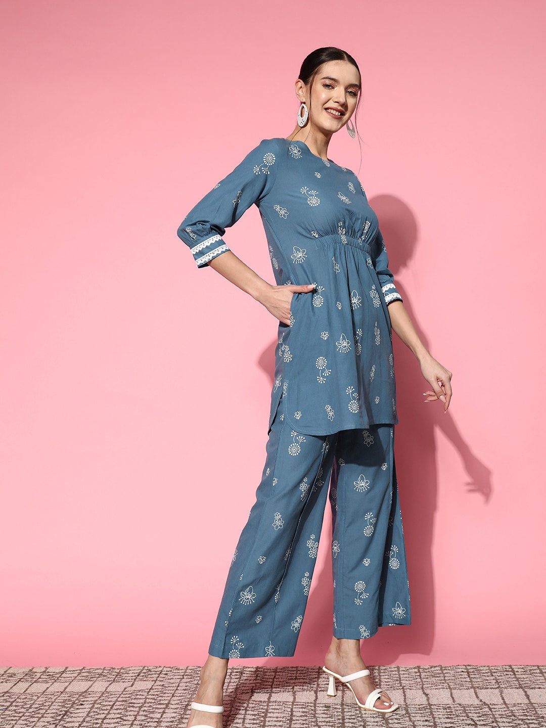 Sangria Women Blue Ethnic Motifs Printed Empire Pure Cotton Kurta with Palazzos