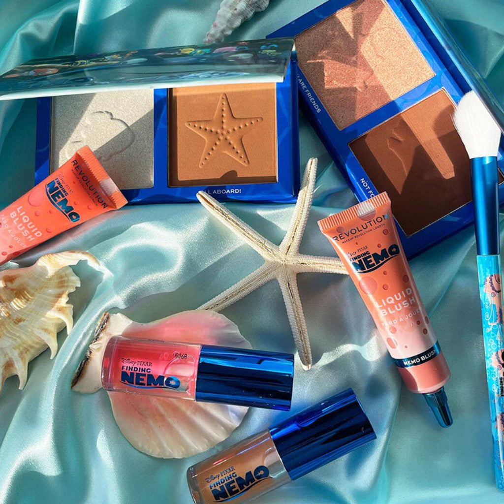 Makeup Revolution Disney Pixar's Finding Nemo X Revolution Bronzer & Highlighter Palette - Fish Are Friends - Distacart
