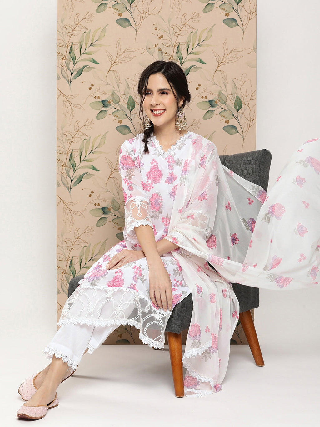 Sangria Floral Printed Regular Thread Work Kurta with Trousers & With Dupatta