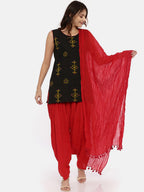Souchii Red Solid Tasselled Cotton Dupatta - Distacart