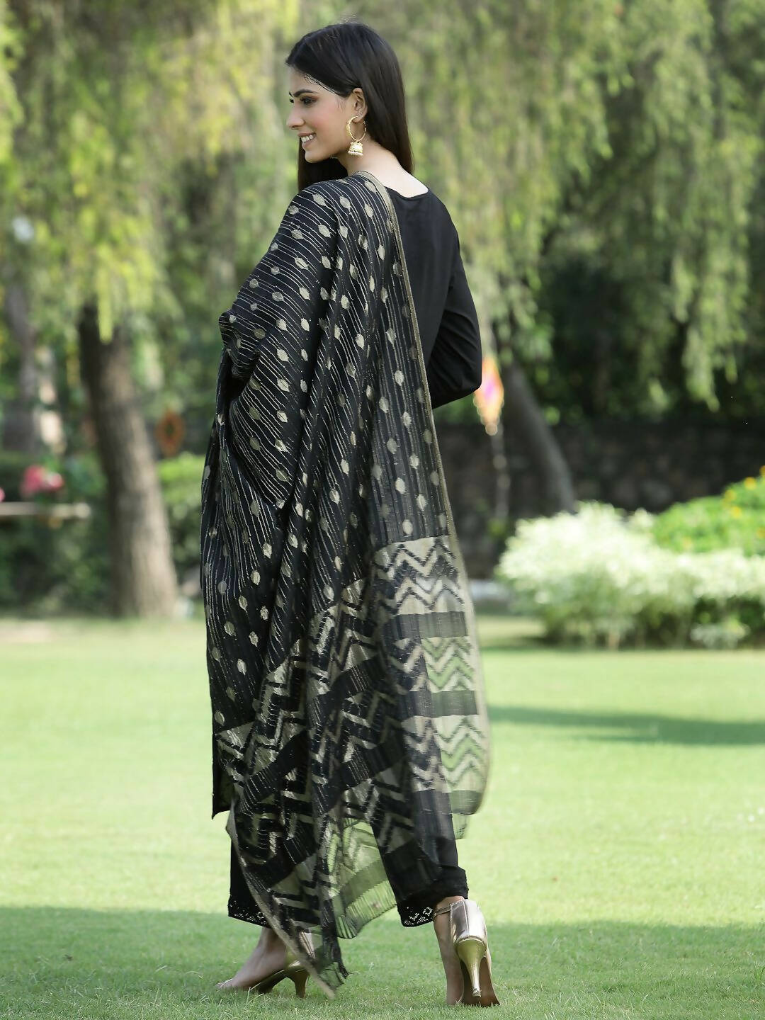 Juniper Women's Black Rayon Embellished Straight Kurta Sets - Distacart