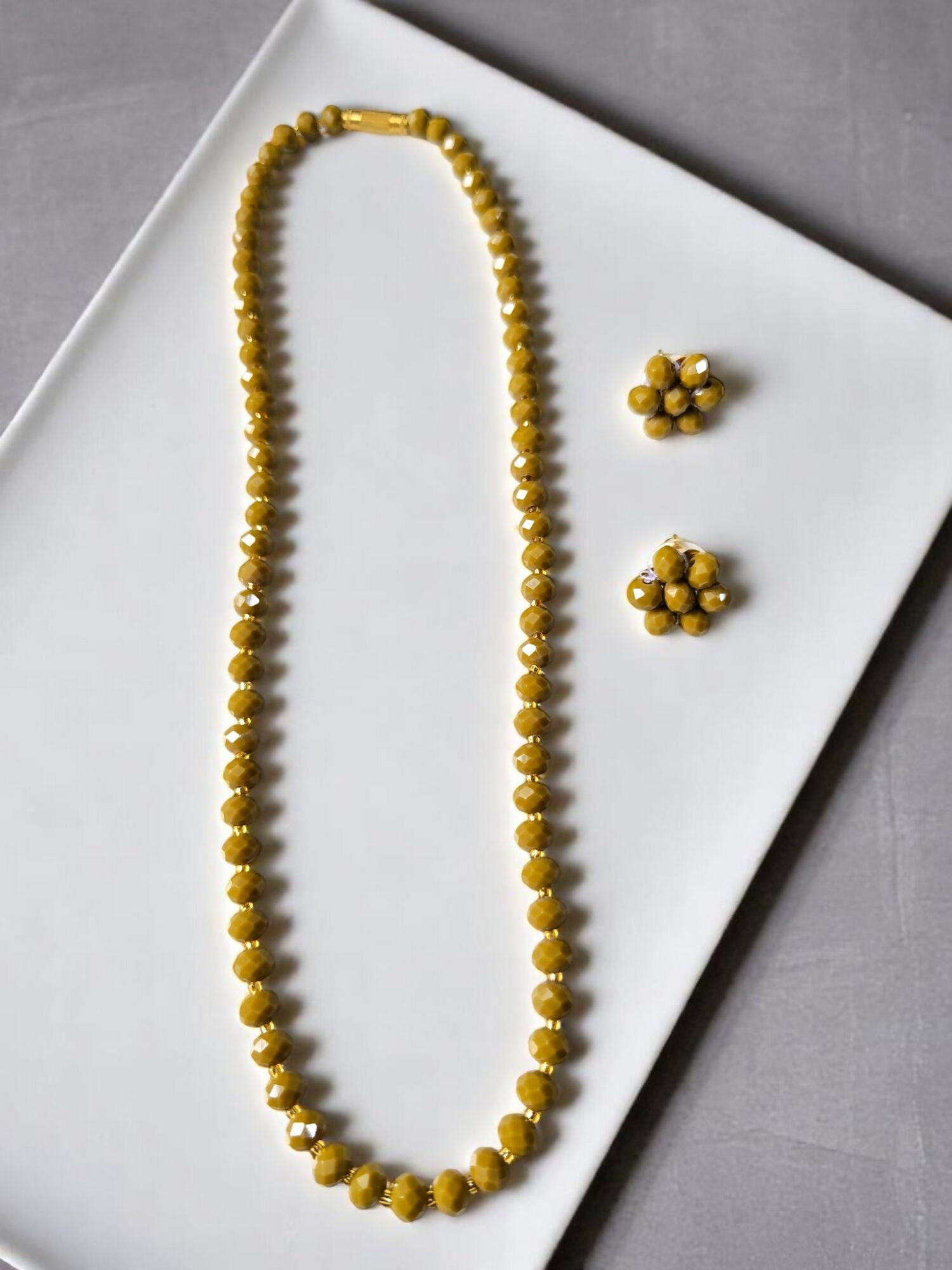 Inhanns Crystal Bloom – Single Line Necklace + Studs - Mehandi