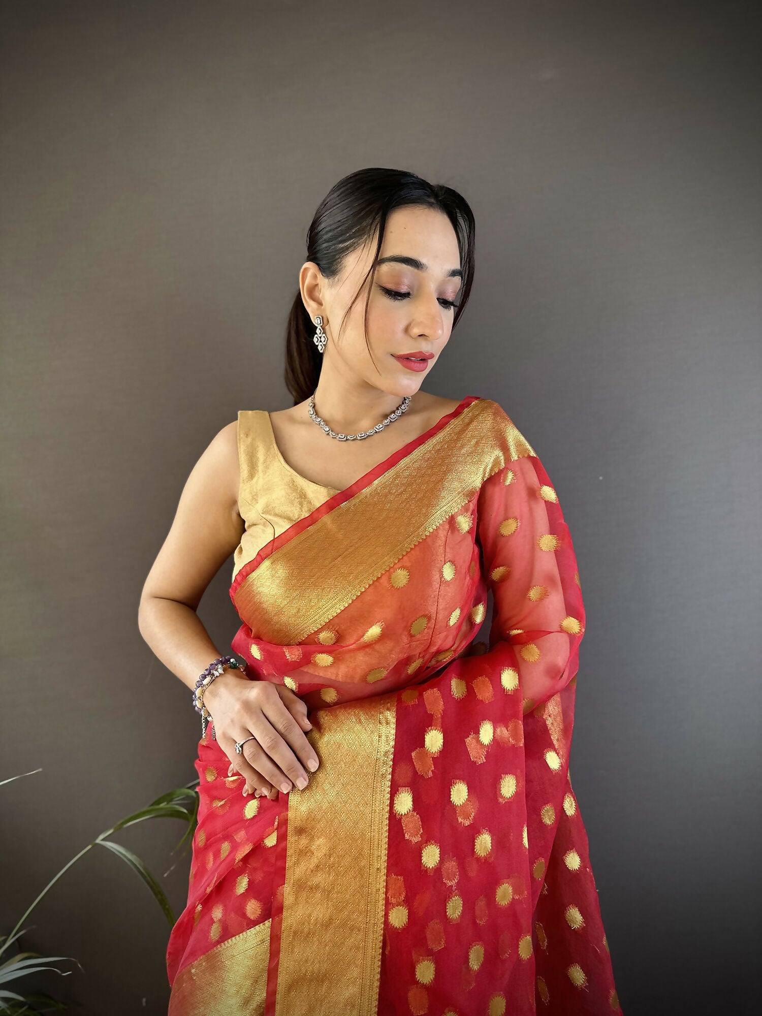 Joban Fashion Red Polka-Dot Zari Woven Organza Silk Banarasi Silk Saree - Distacart