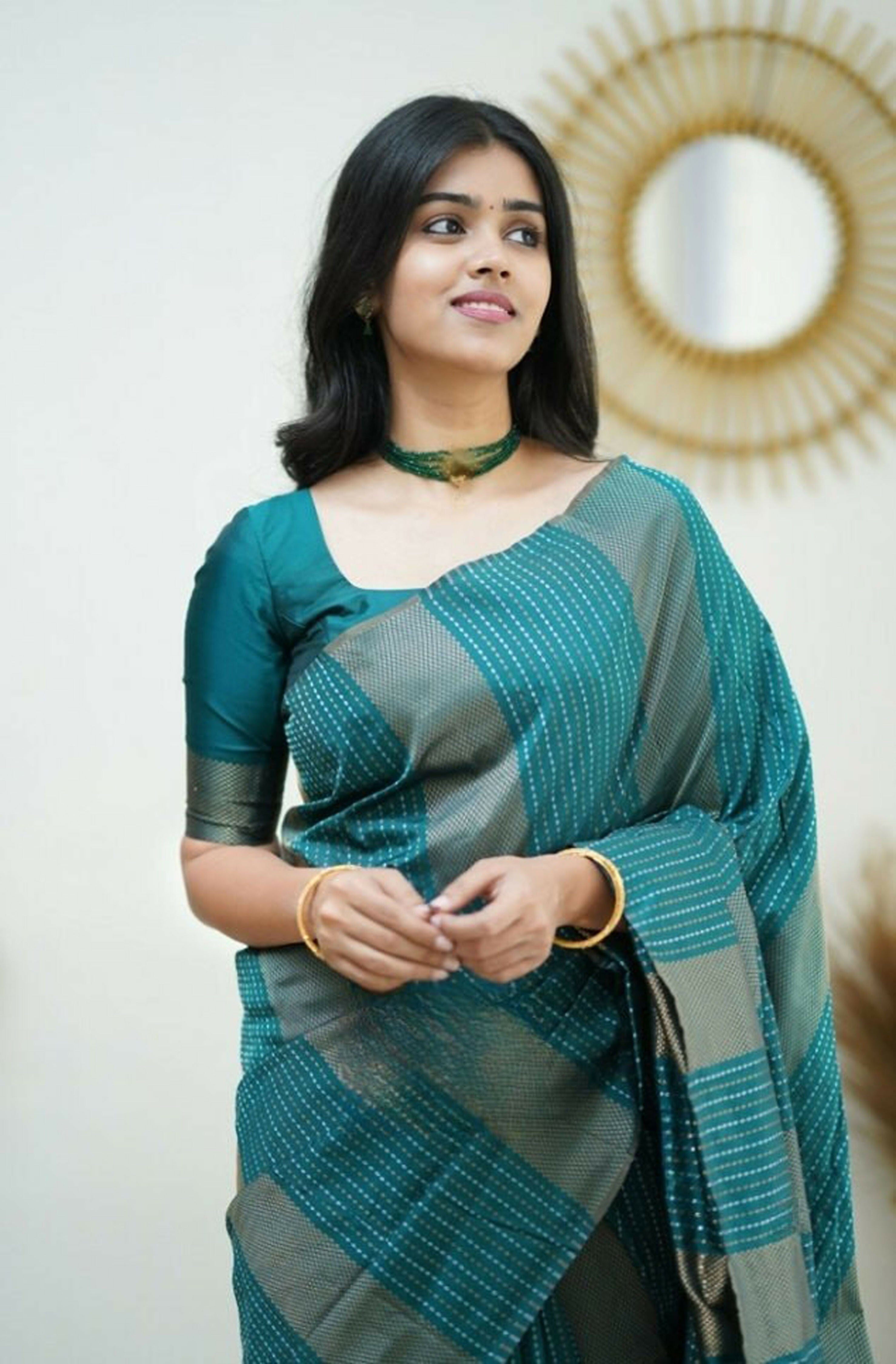 Partywear Designer Morpich Banarasi Silk Fancy Saree - Starwalk