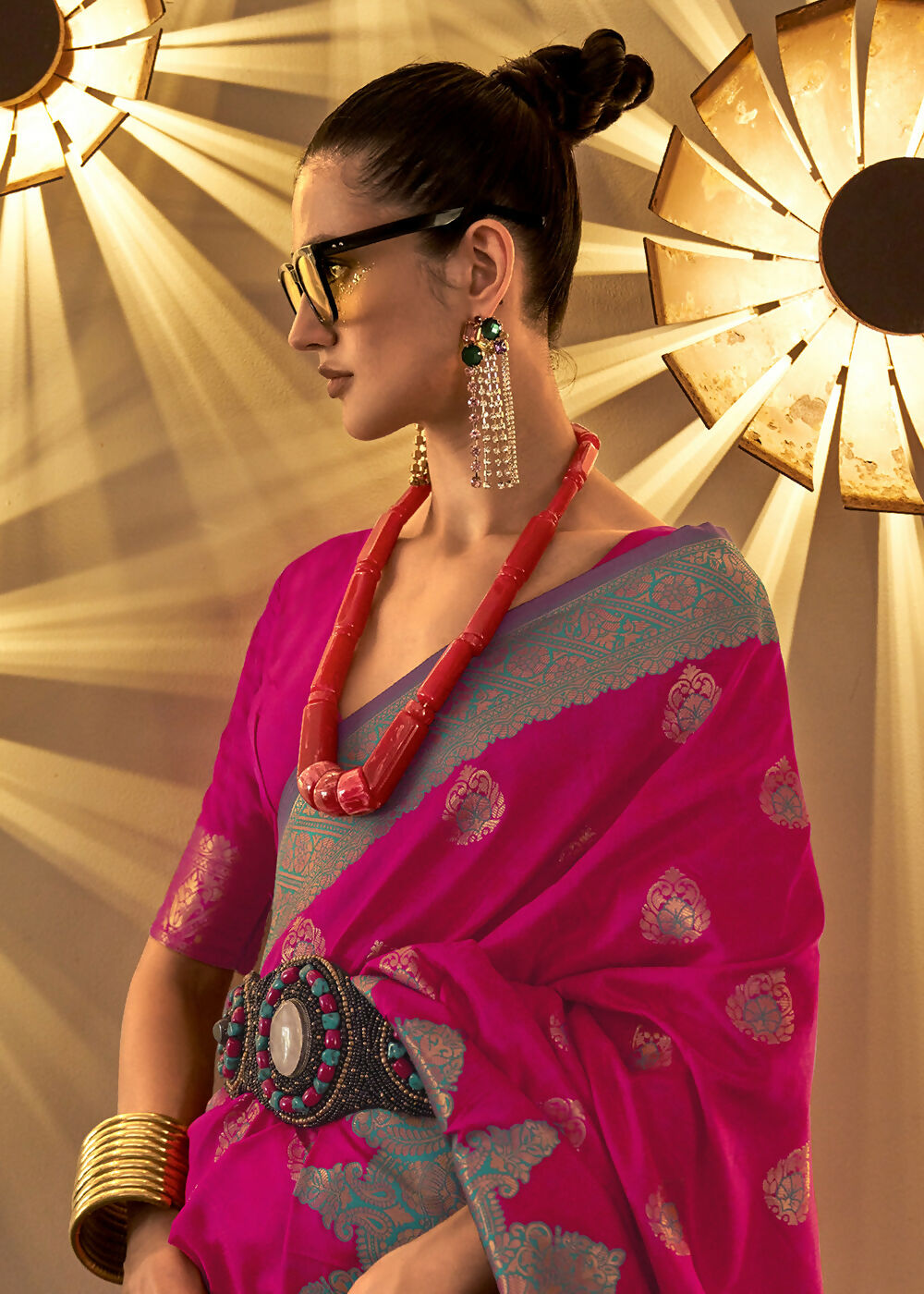 Trendy Weaving Silk Raspberry Pink Designer Saree - Emponline