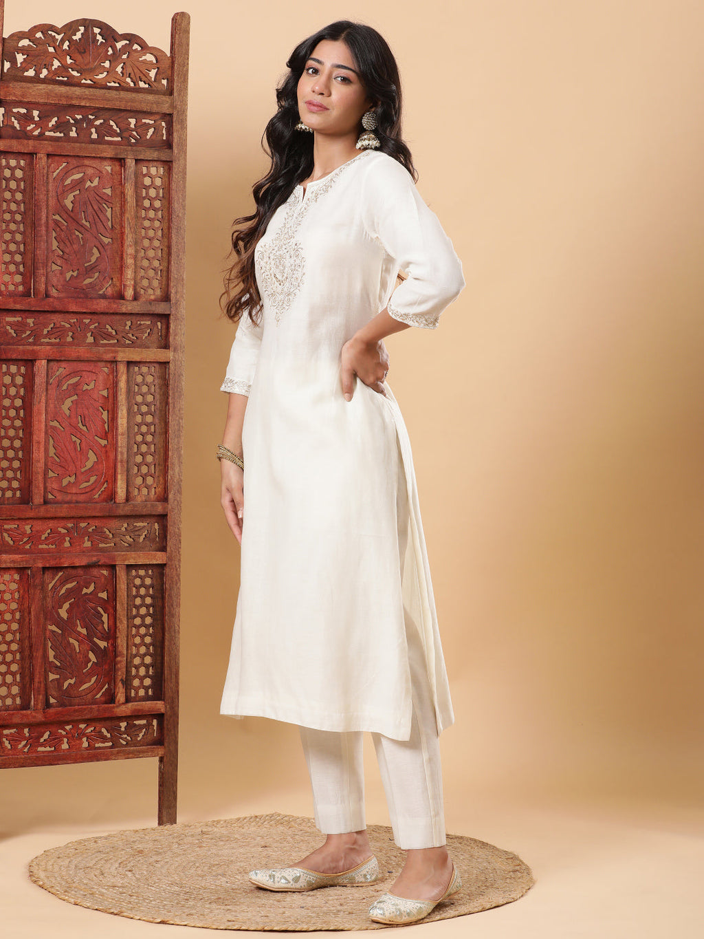 BohoJazz Sunehri Embroidered Kurta Pants with Dupatta - Ivory - Distacart