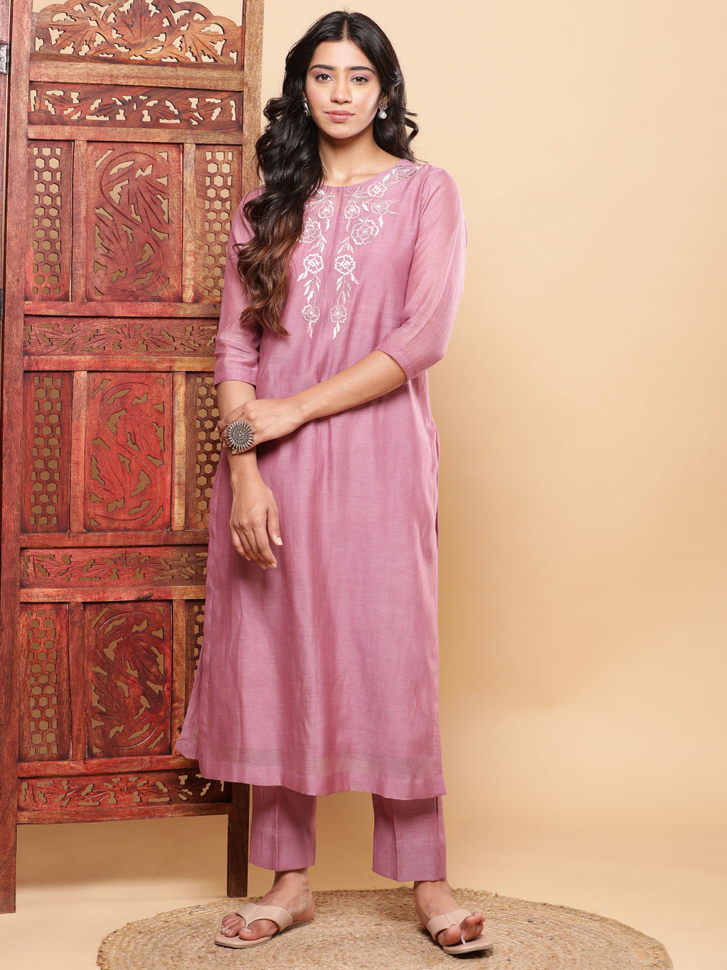 BohoJazz Nazm Embroidered Kurta Pants with Dupatta - Mauve - Distacart