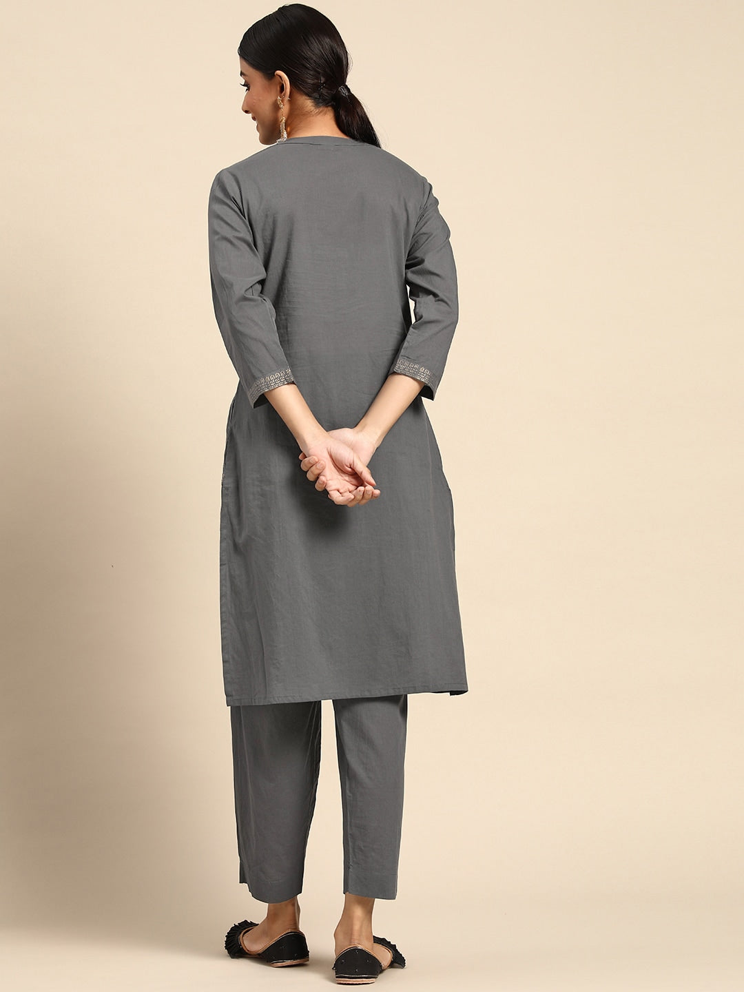 Sangria Women Charcoal Grey Pure Cotton Solid Kurta with Cropped Trousers