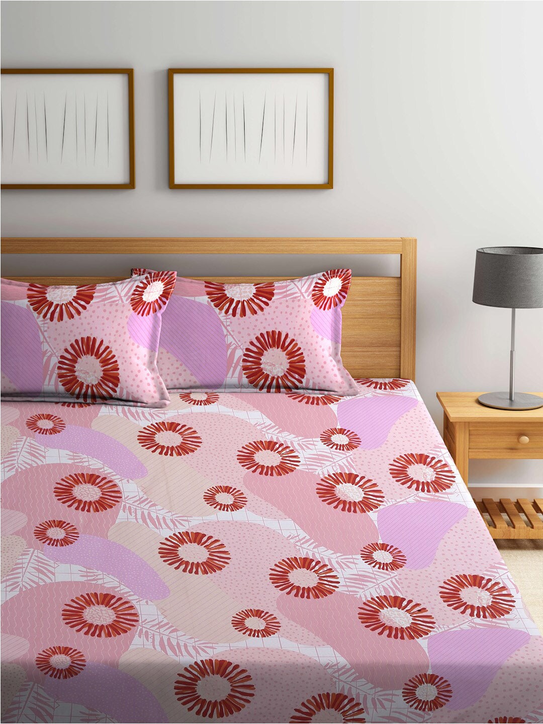BOMBAY DYEING Serenita Pink Printed Cotton 144 TC King Bedsheet with 2 Pillow Covers