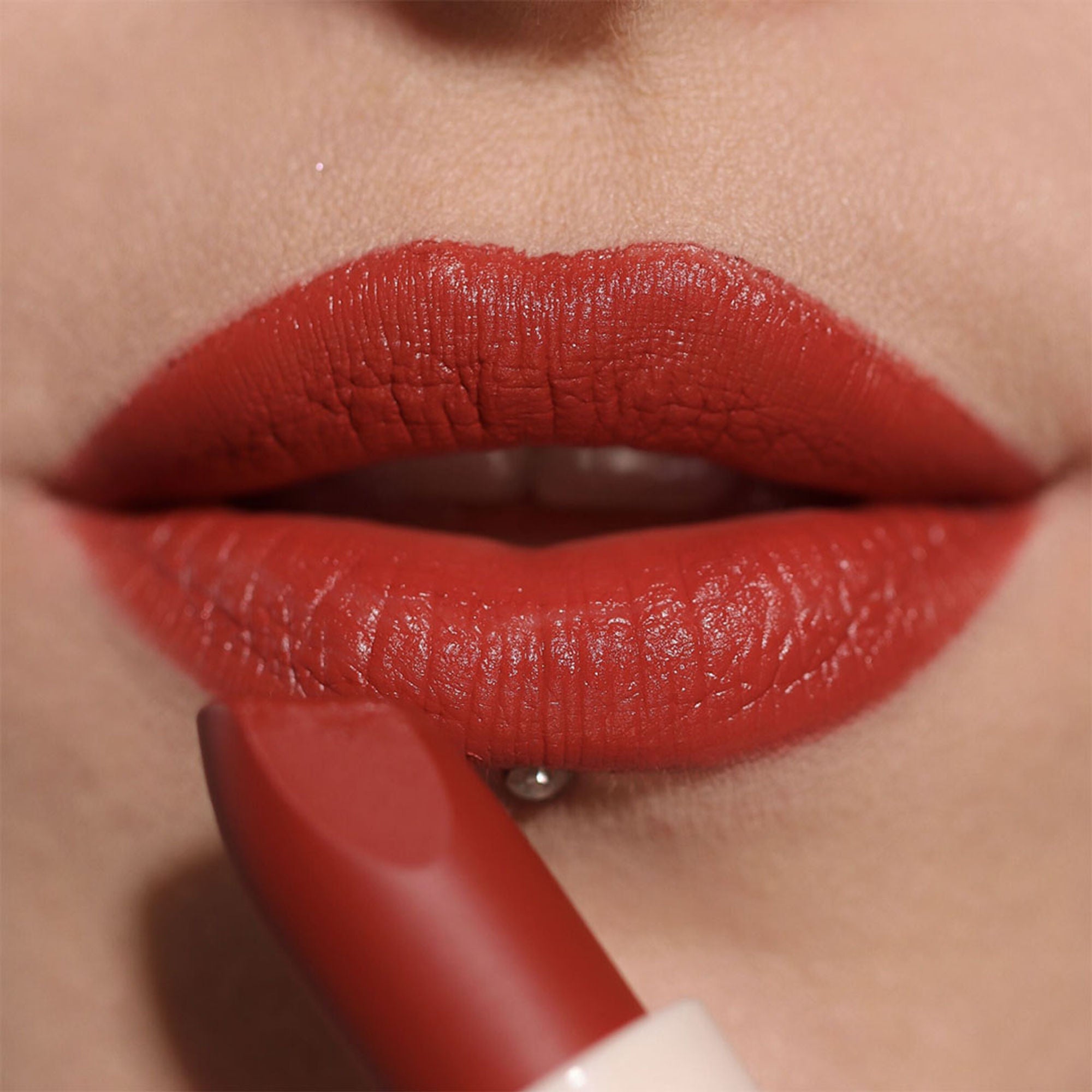 Makeup Revolution Lip Allure Soft Satin Lipstick - Ceo Brick Red