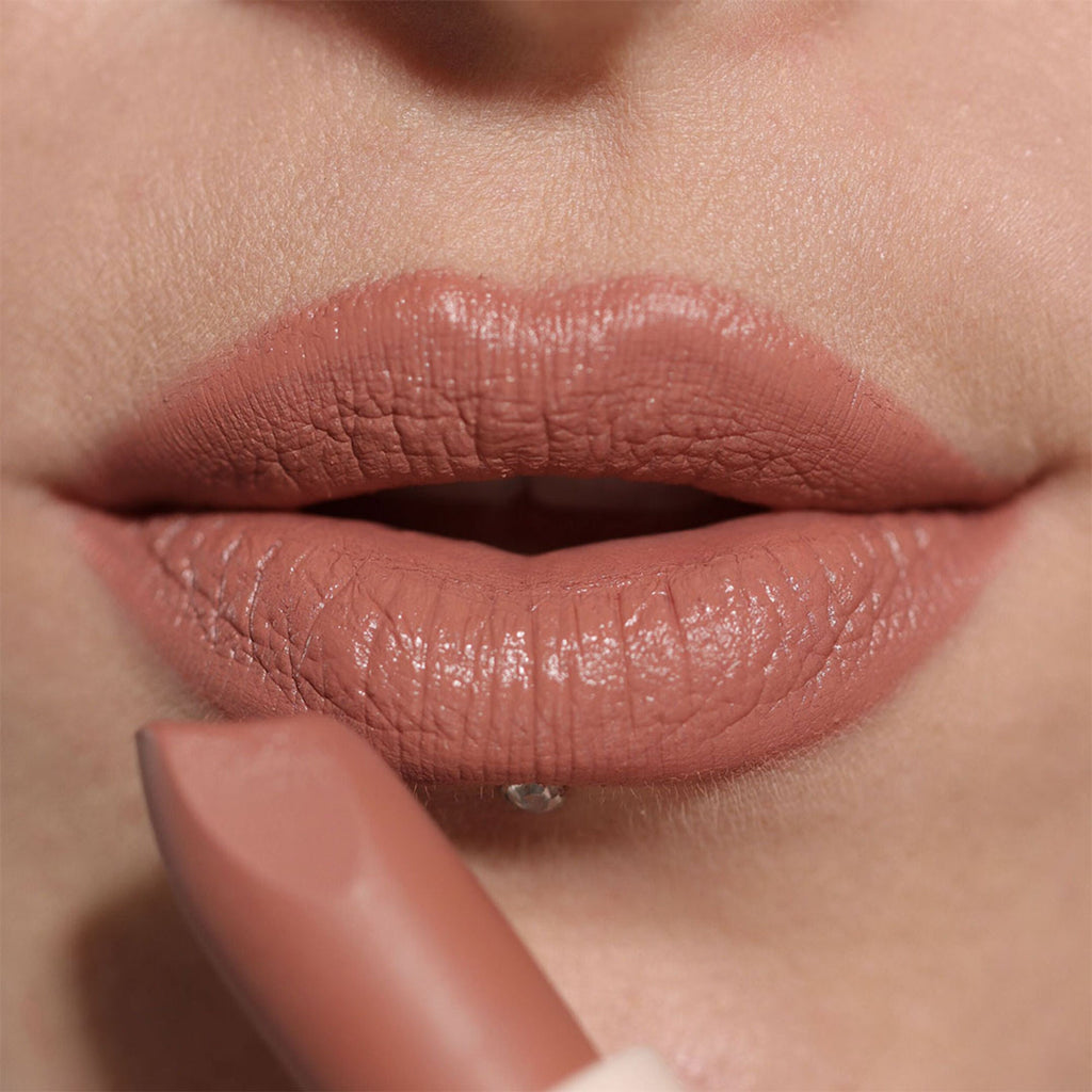 Makeup Revolution Lip Allure Soft Satin Lipstick - Chauffeur Nude - Distacart