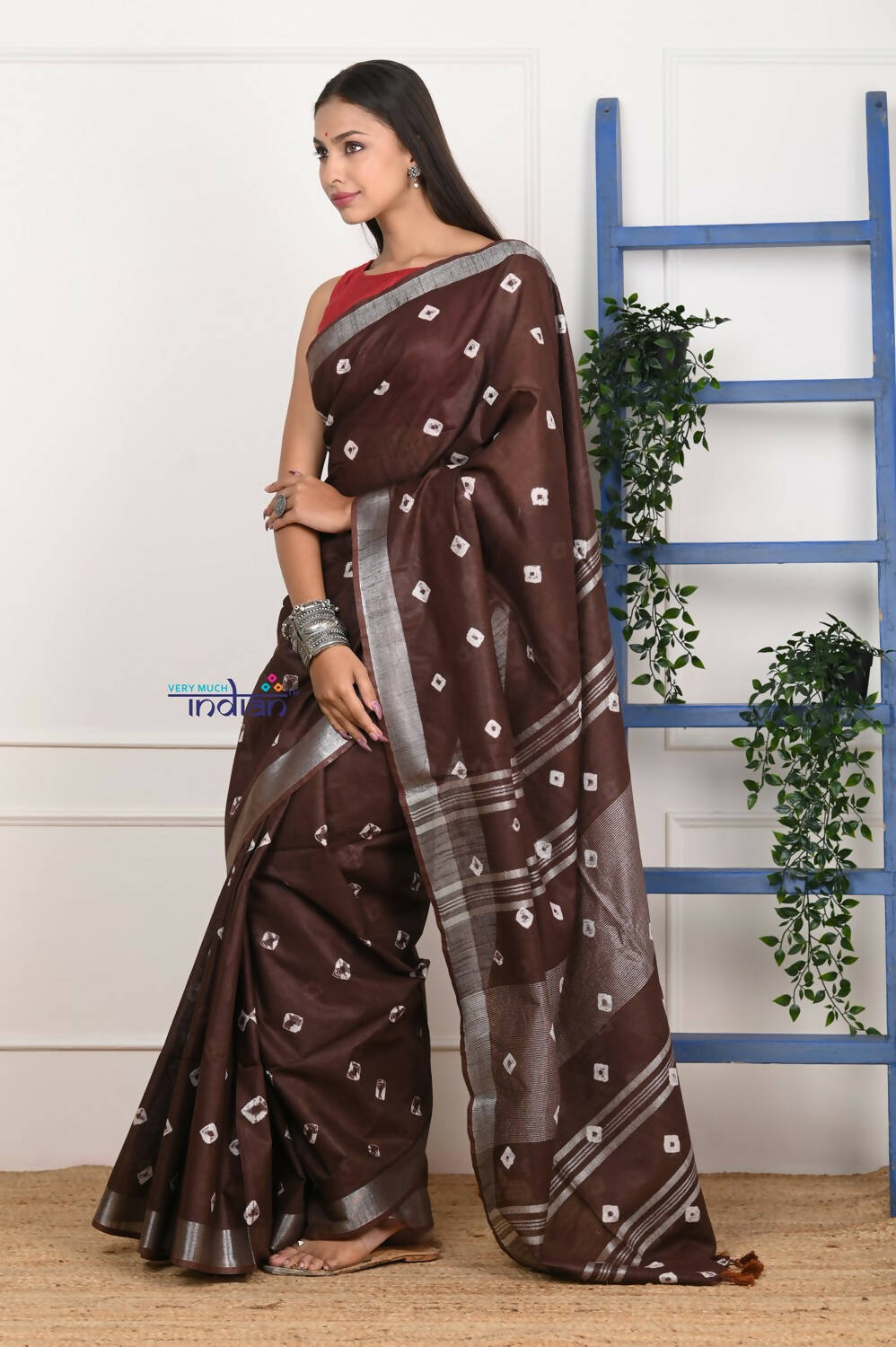 Very Much Indian Handmade Tie And Dye Cotton Saree By Women Weavers - Brown - Distacart