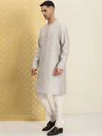 House of Pataudi Men Floral Printed Mandarin Collar Jashn Kurta