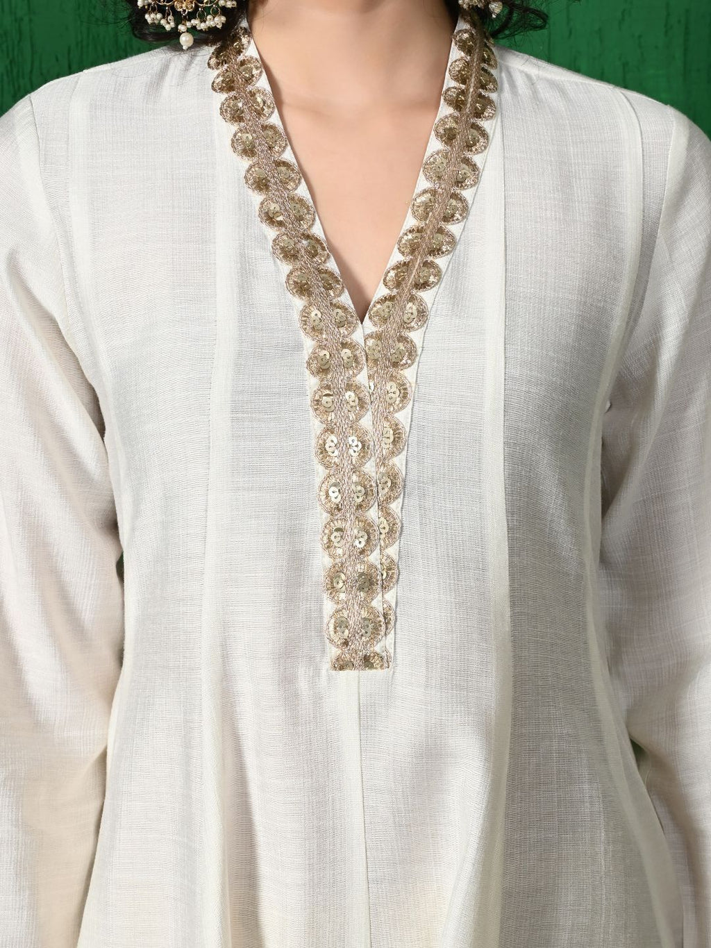 Sangria Sequinned V-Neck Anarkali Kurta