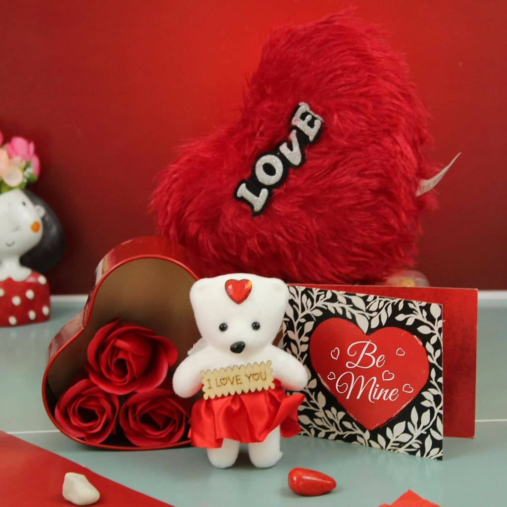 Tied Ribbons Valentine's Day Gifts Combo