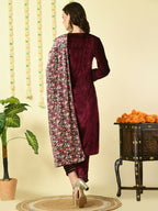 Myshka Women's Magenta Velvet Kurta & Trousers With Dupatta Party Sets