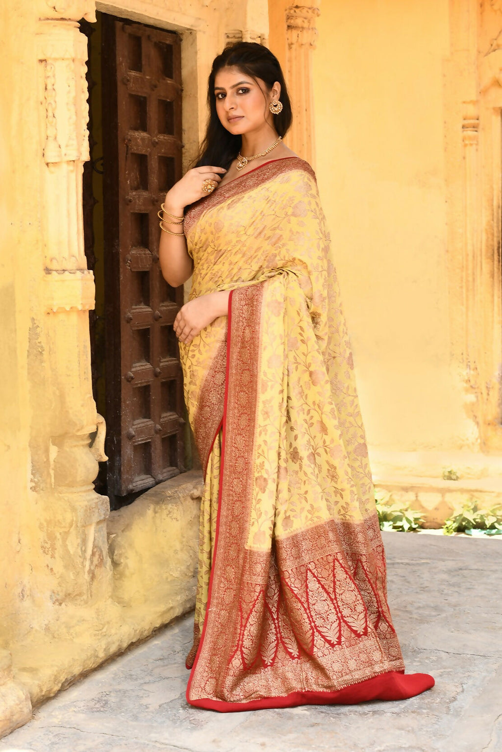Joban Fashion Yellow Crepe Chiffon Pure Handloom Banarasi Silk Saree