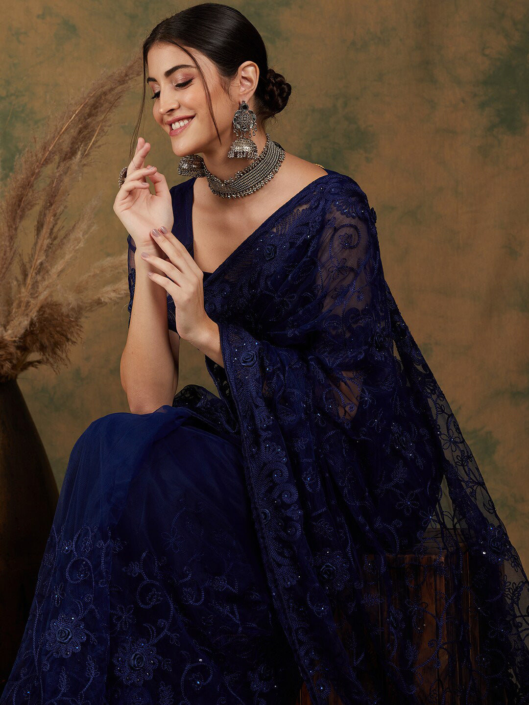 Sangria Navy Blue Floral Embroidered Net Saree - Distacart