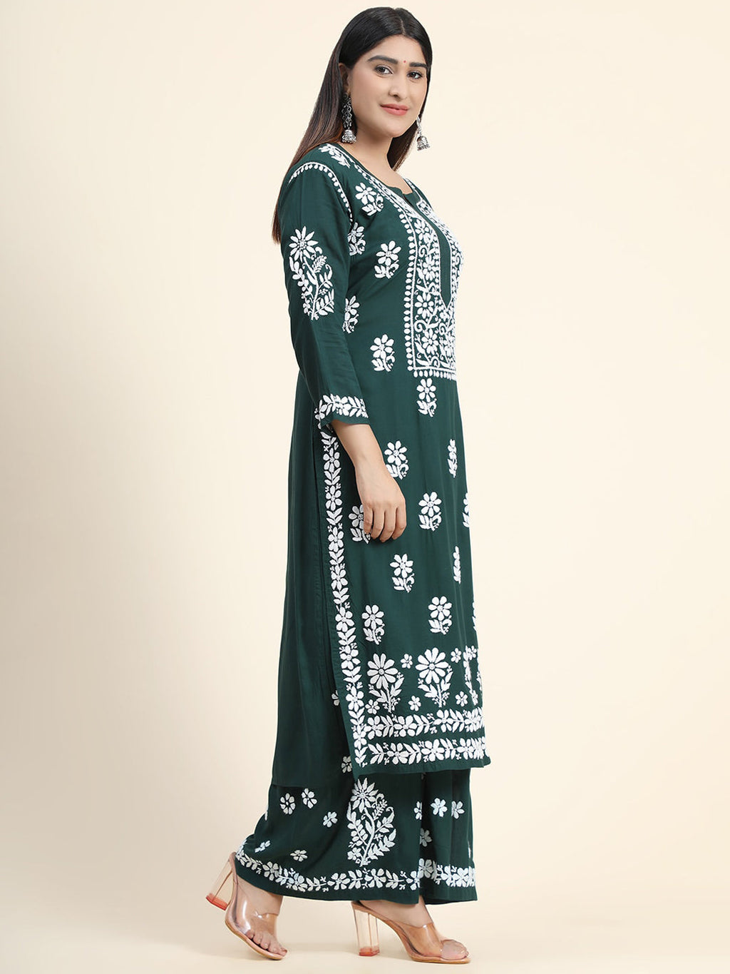 HOUSE OF KARI Women Green Floral Embroidered Chikankari Kurta with Palazzos