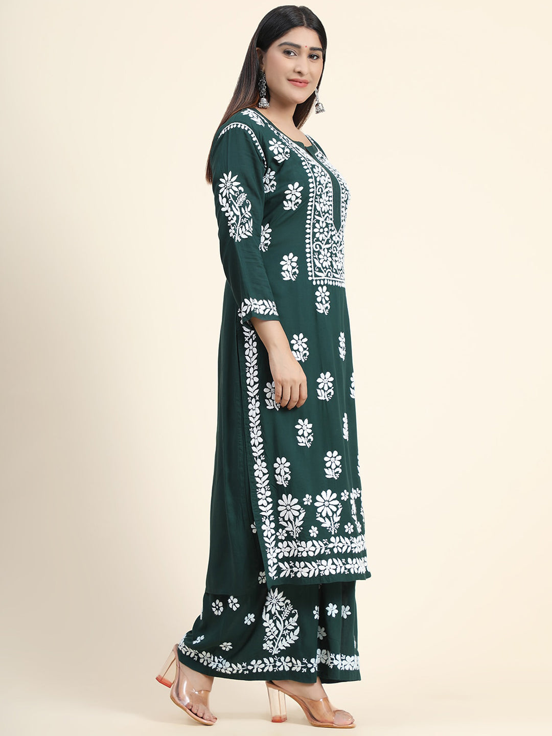 HOUSE OF KARI Women Green Floral Embroidered Chikankari Kurta with Palazzos