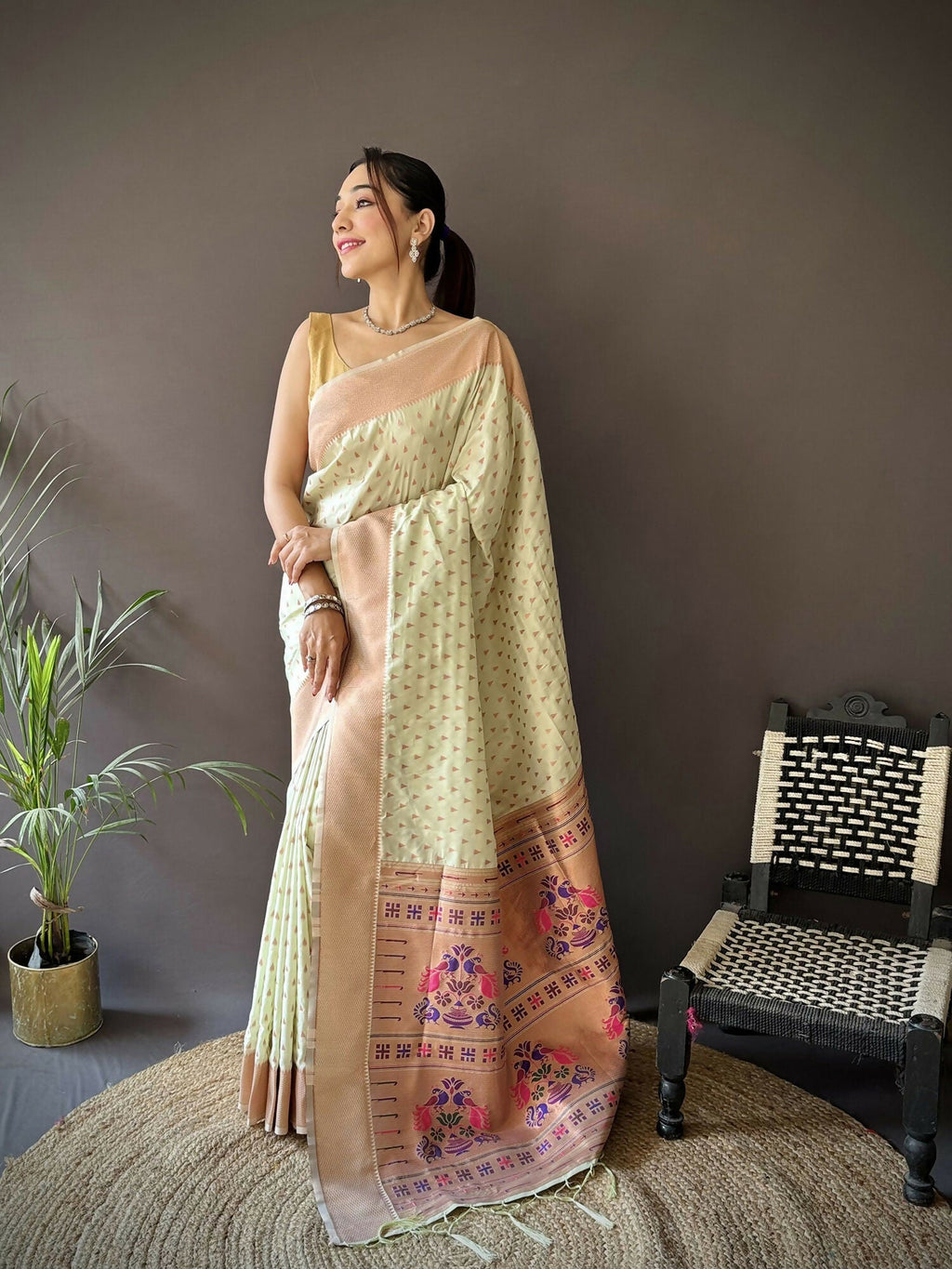 Joban Fashion Beige Jacquard Butti Soft Lichi Silk Paithani Saree - Distacart
